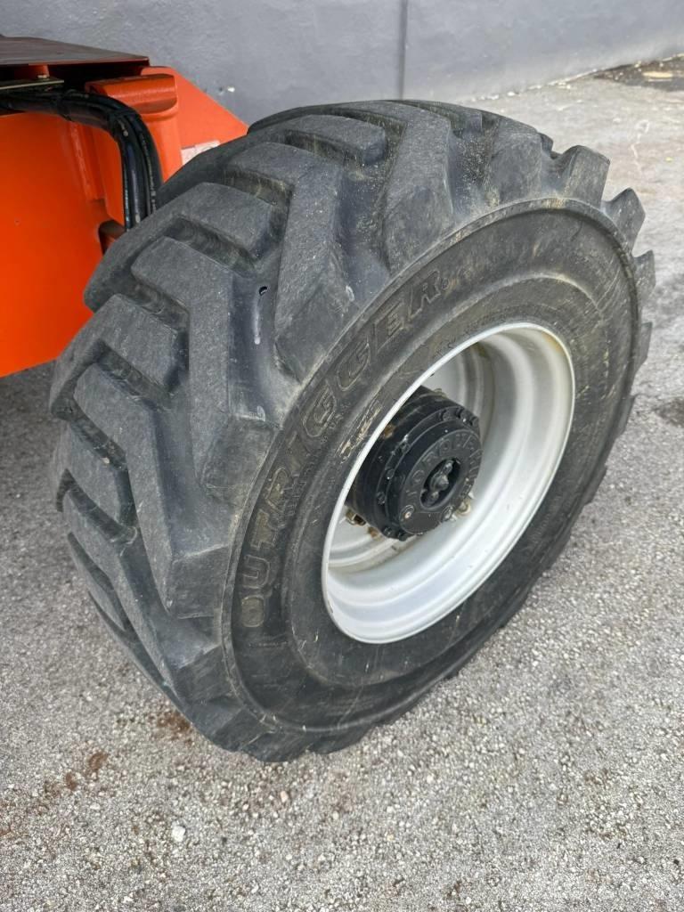 JLG 460 SJ 伸縮臂高空作業車