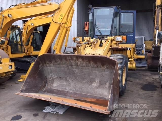 Komatsu WA150-1 輪胎式裝載機