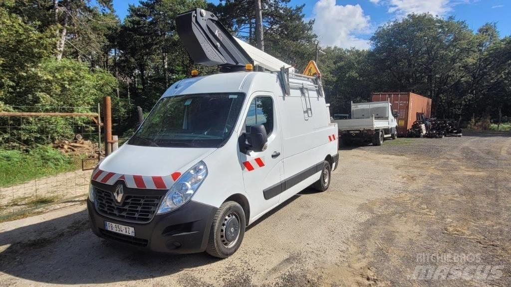 Renault Master 拖車裝載高空作業平台