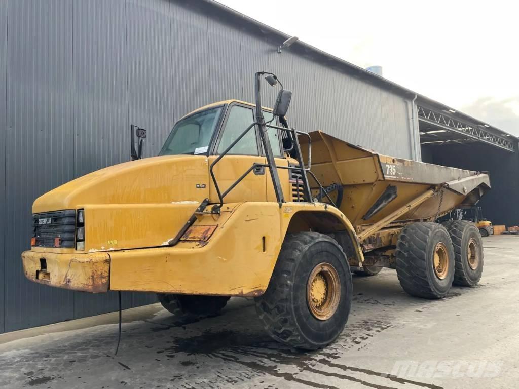 CAT 735 鉸接式起吊車