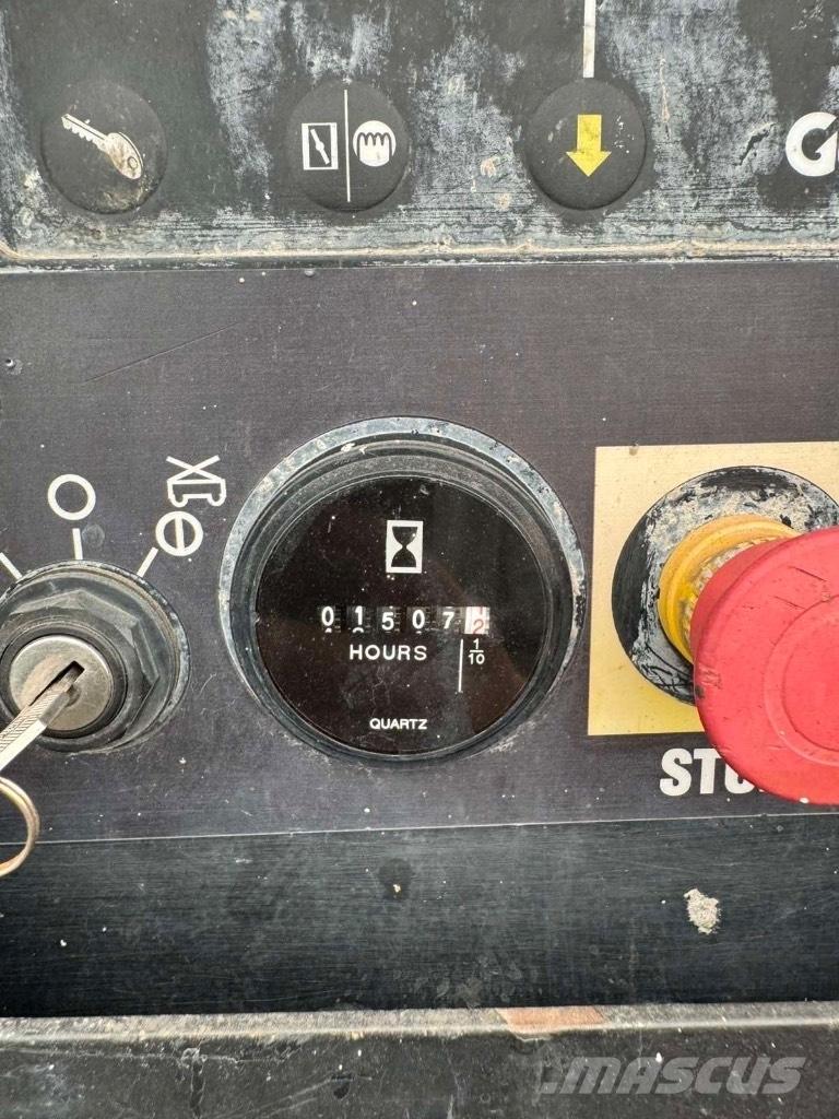 Genie GS 2669 RT 剪式升降機