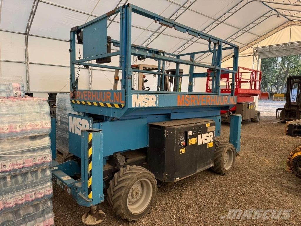 Genie GS 2669 RT 剪式升降機