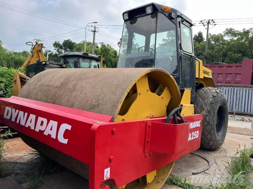 Dynapac CA 25 D 單輪滾壓機