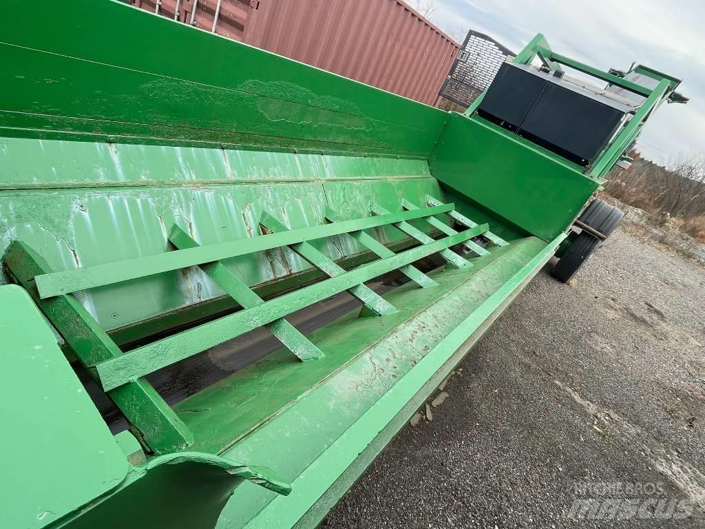 McCloskey UL4235 輸送機