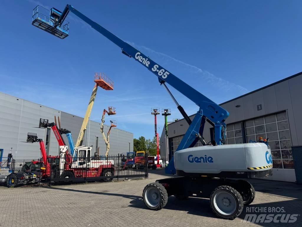 Genie S 65 伸縮臂高空作業車