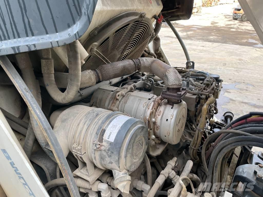 Bomag BW 151 AD-5 雙輪滾壓機