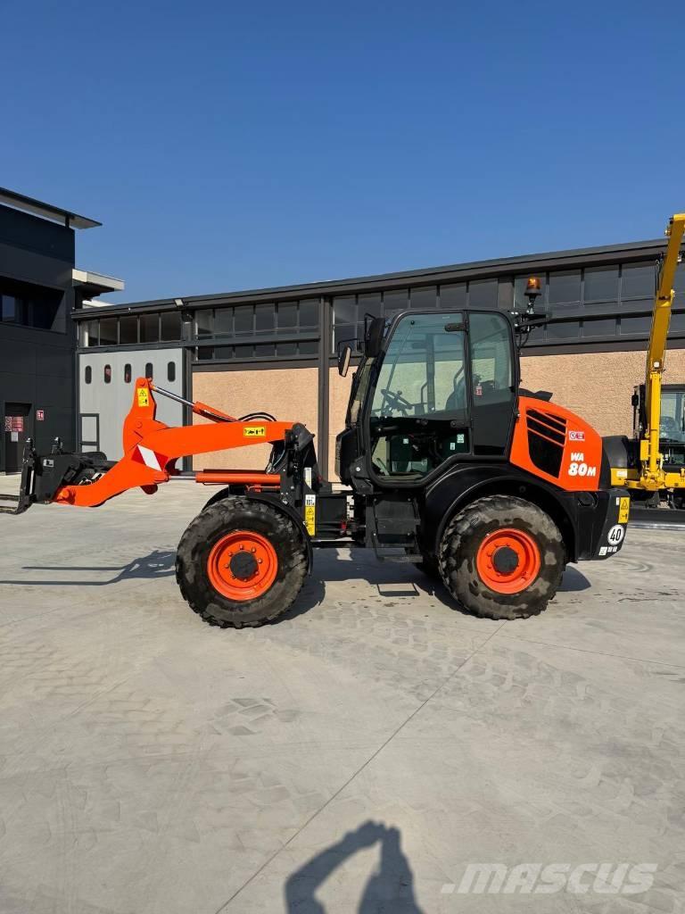 Komatsu WA 80 M-8 輪胎式裝載機