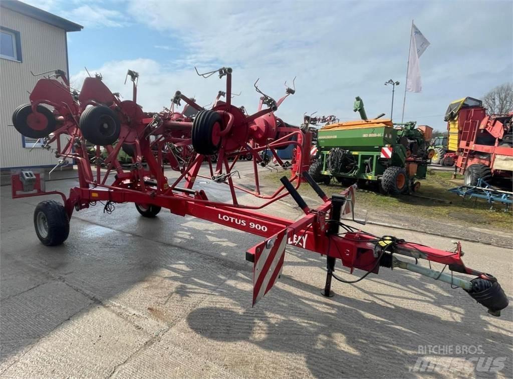 Lely Lotus 900P 耙與翻草機
