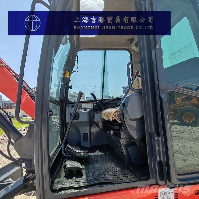 Kubota KX 183 小型挖土機/掘鑿機<7t(小型挖掘機)