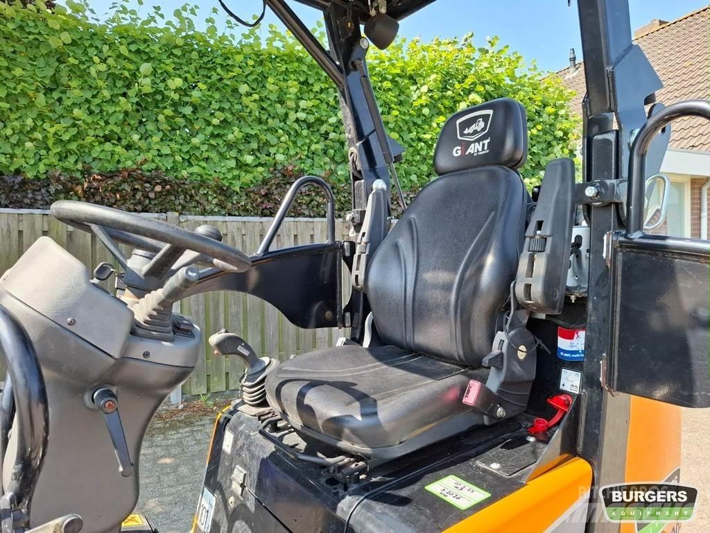 GiANT G1500 X-TRA 小型裝載機