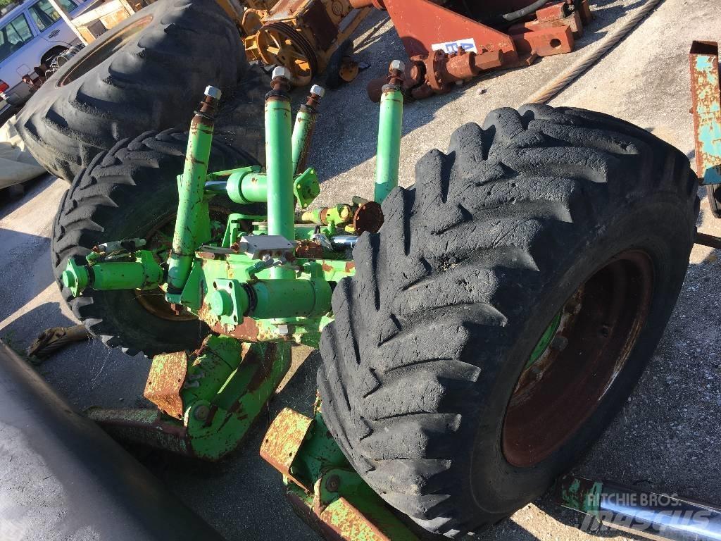 Merlo P 30.13 EV S 伸縮臂操作車