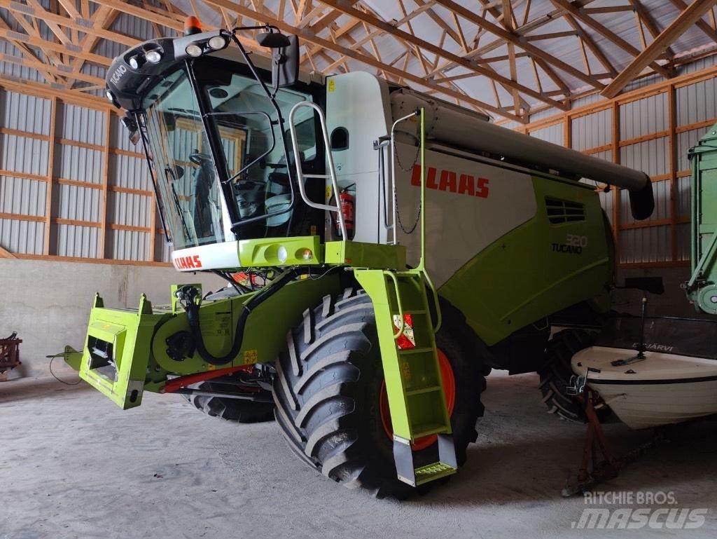 CLAAS Tucano 320 聯合收穫機