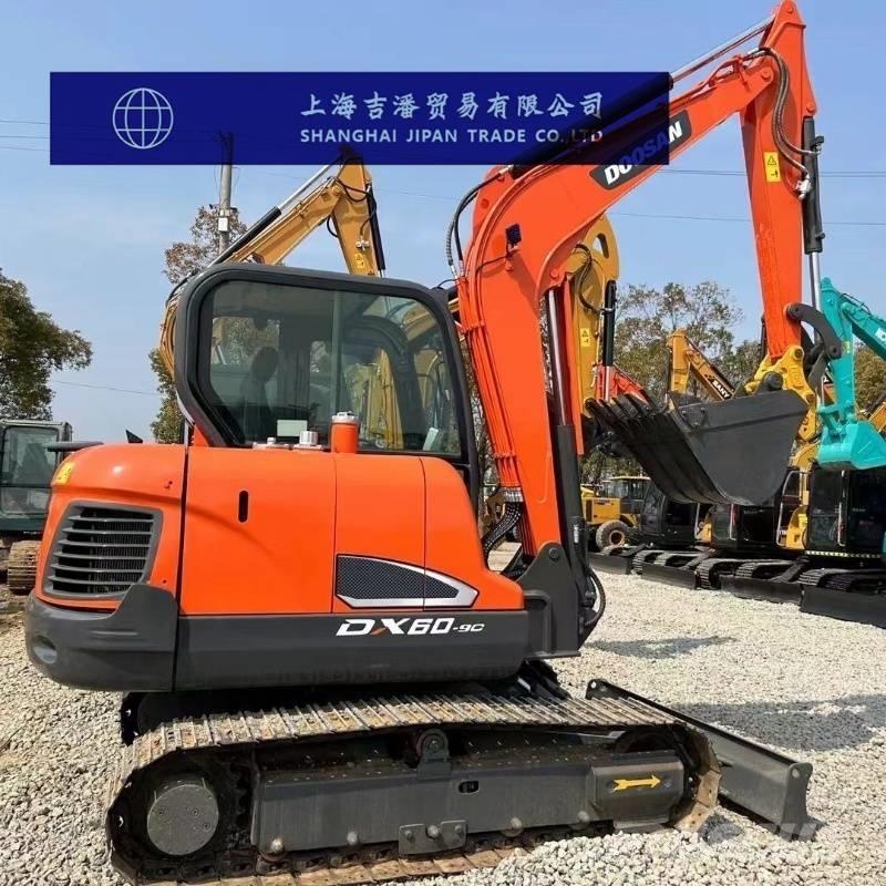 Doosan DX 60-9C 小型挖土機/掘鑿機<7t(小型挖掘機)