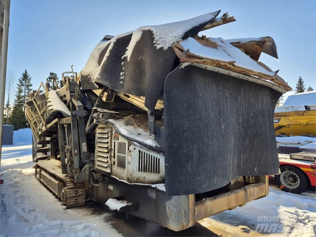 Metso ST 272 移動式篩選機