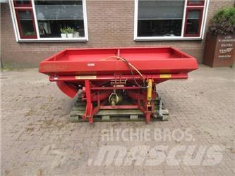 Lely Centerliner 礦物撒布機