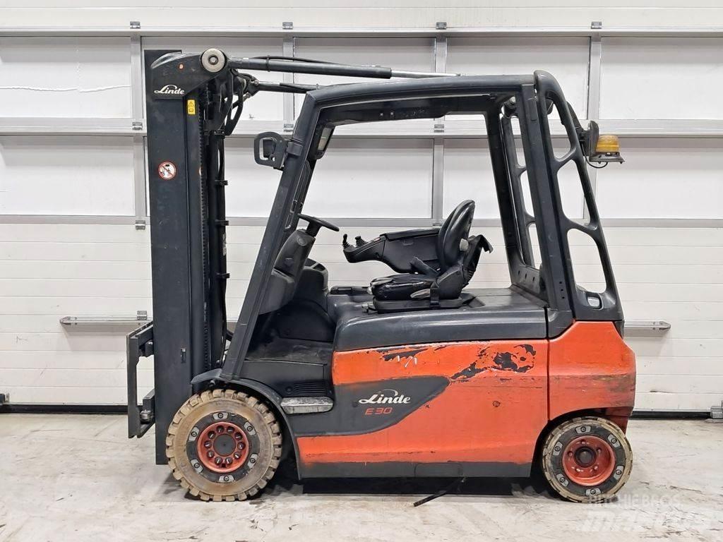 Linde E30L-01 電動堆高機