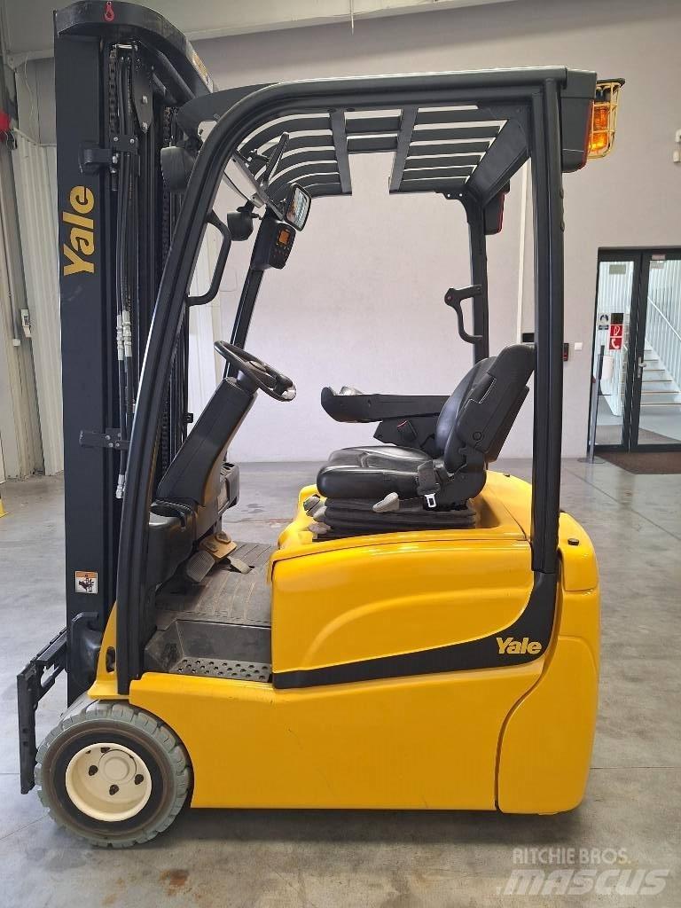 Yale ERP16VT 電動堆高機