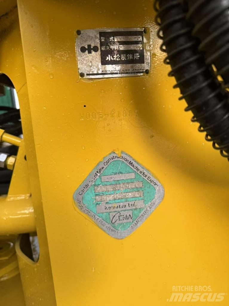 Komatsu WA100-1 輪胎式裝載機