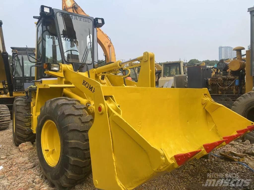 Komatsu WA100-1 輪胎式裝載機