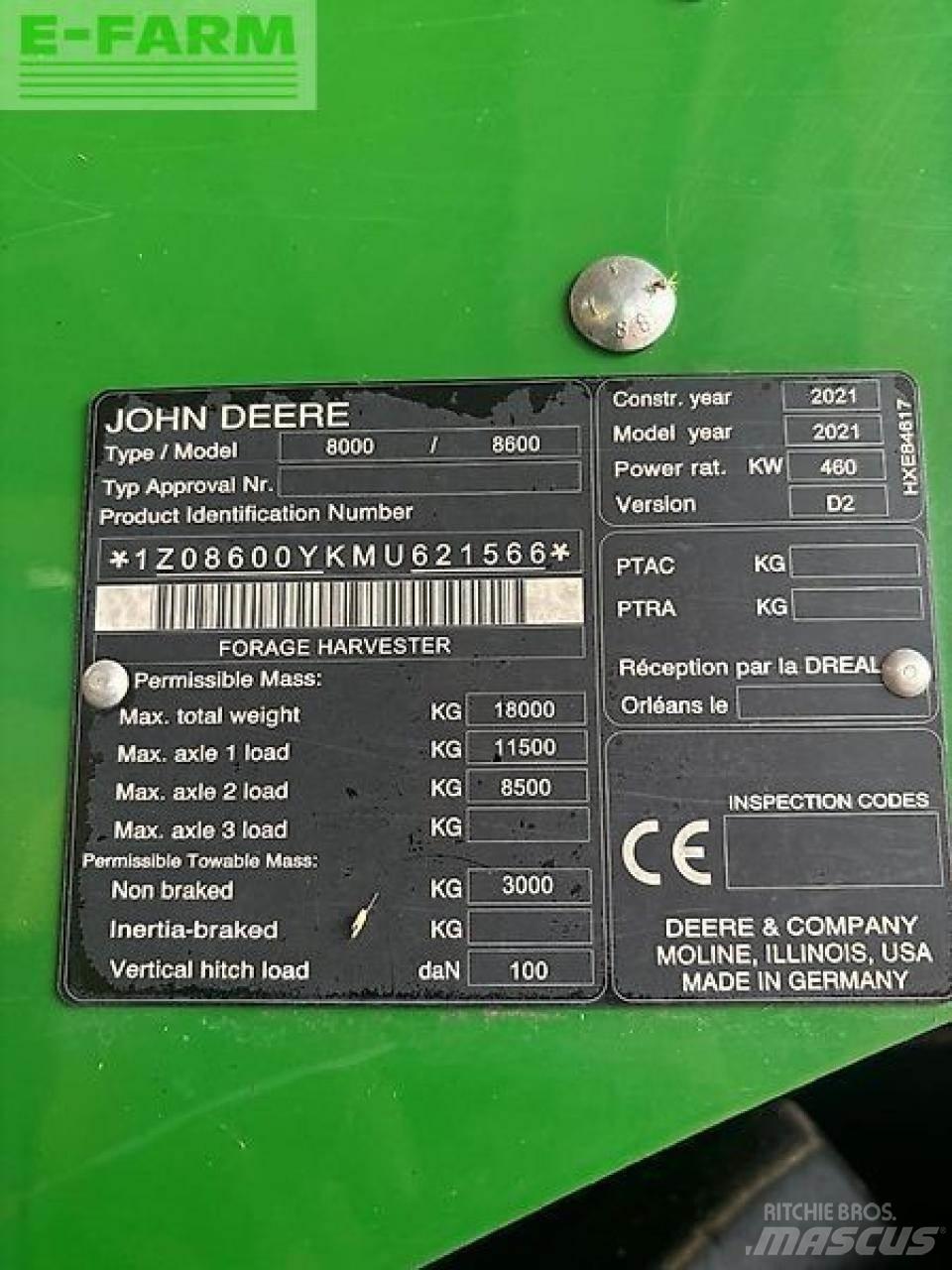 John Deere 8600 自走式飼料採集機