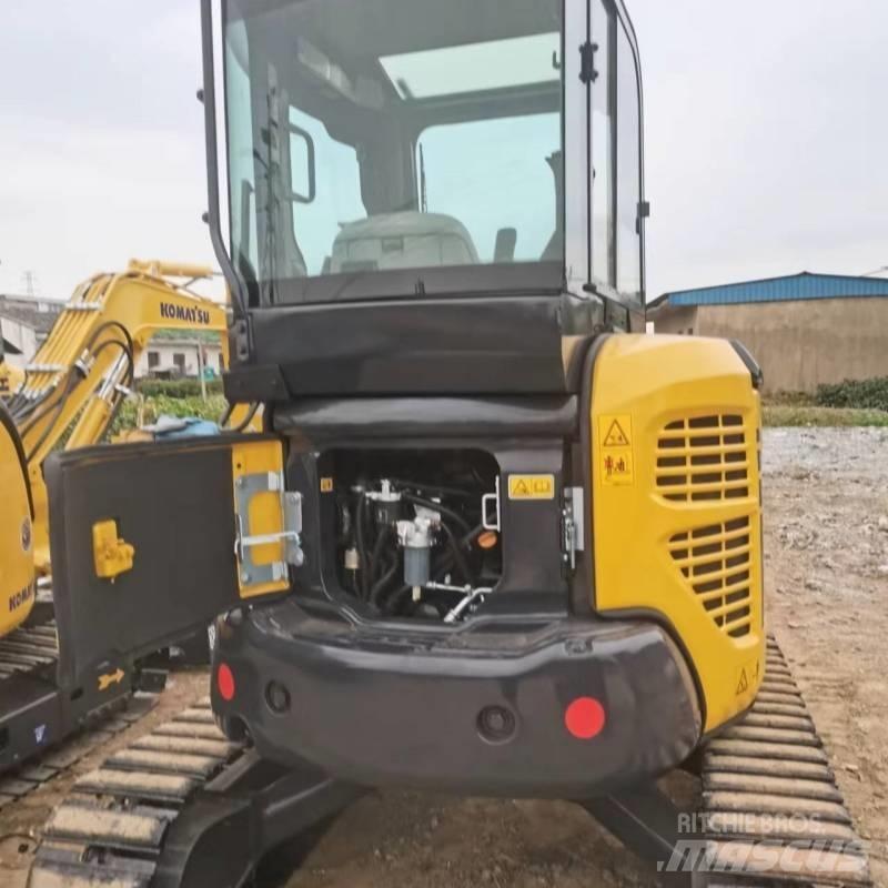 Komatsu PC 35 小型挖土機/掘鑿機<7t(小型挖掘機)