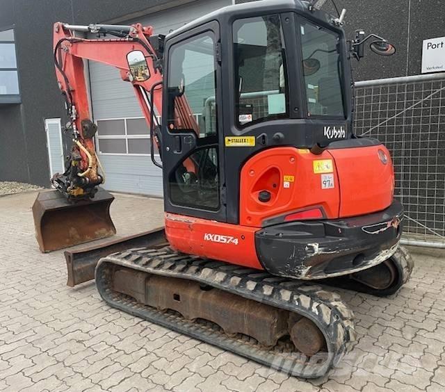 Kubota KX057-4 小型挖土機/掘鑿機<7t(小型挖掘機)