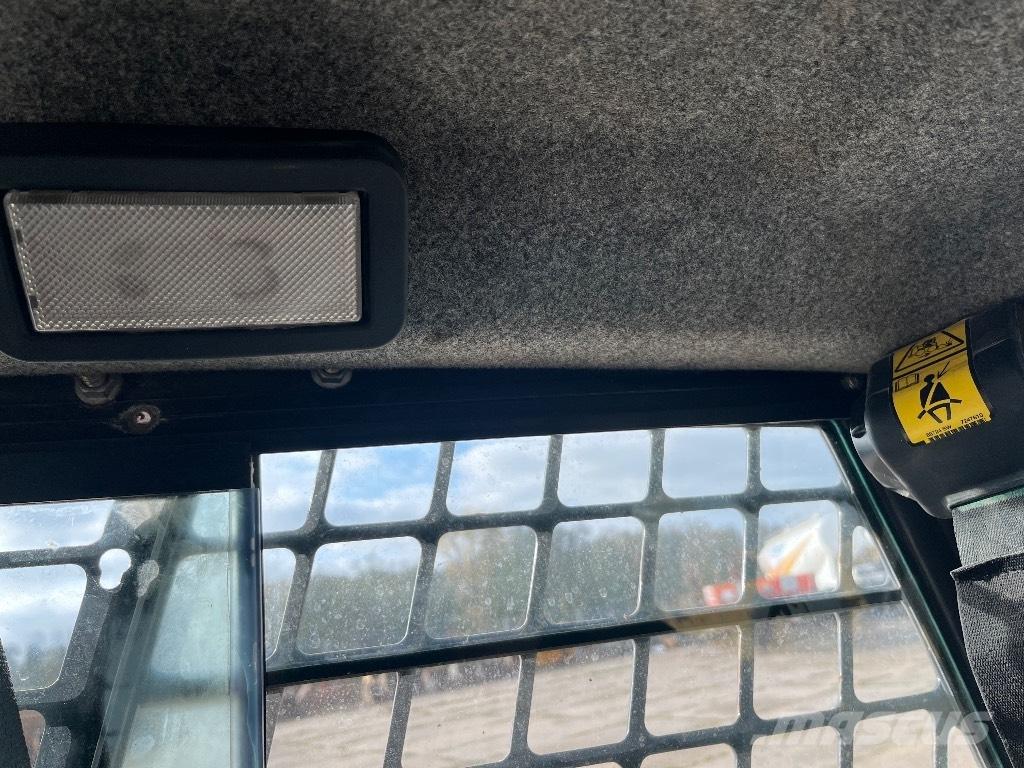 Bobcat S 100 滑移轉向裝載機