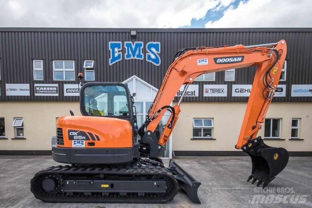 Doosan DX 85 R 中型挖土機/掘鑿機/挖掘機 7t-12t