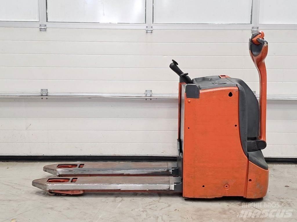 Linde T16L 低架升降機