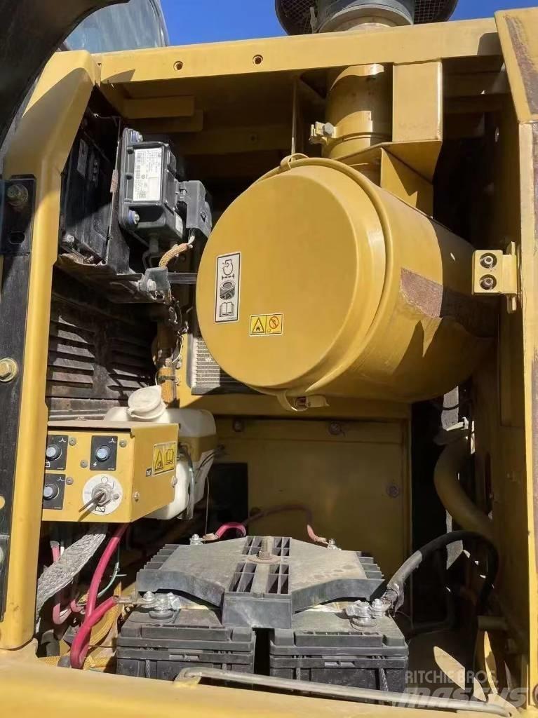 CAT 329 D2 履帶式 挖土機/掘鑿機/挖掘機