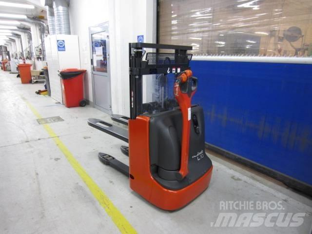Linde L 10 行走控制式堆積機