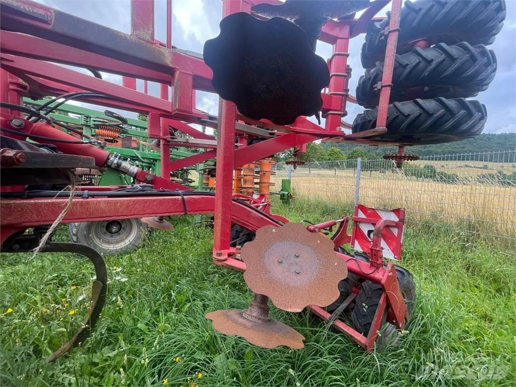 Horsch Tiger 4 AS 中耕管理機