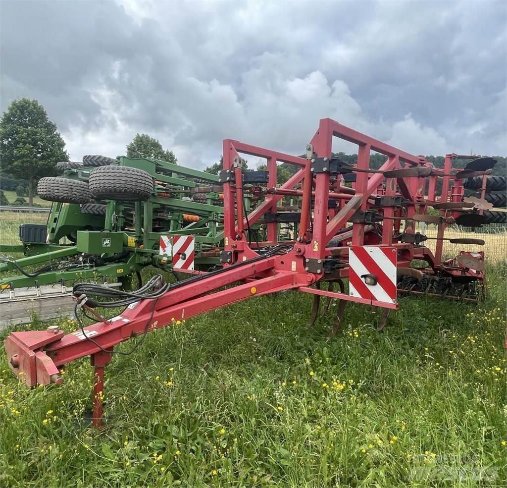 Horsch Tiger 4 AS 中耕管理機