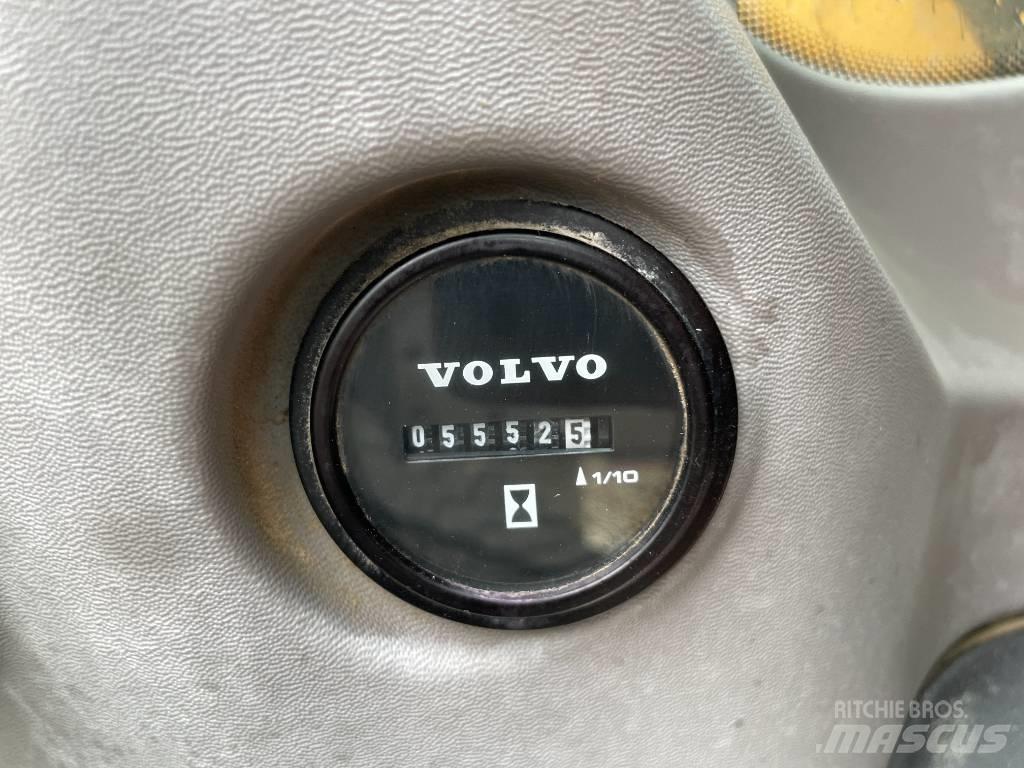 Volvo ECR 235 履帶式 挖土機/掘鑿機/挖掘機