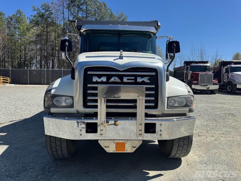 Mack Granite GU 433 傾卸式卡車