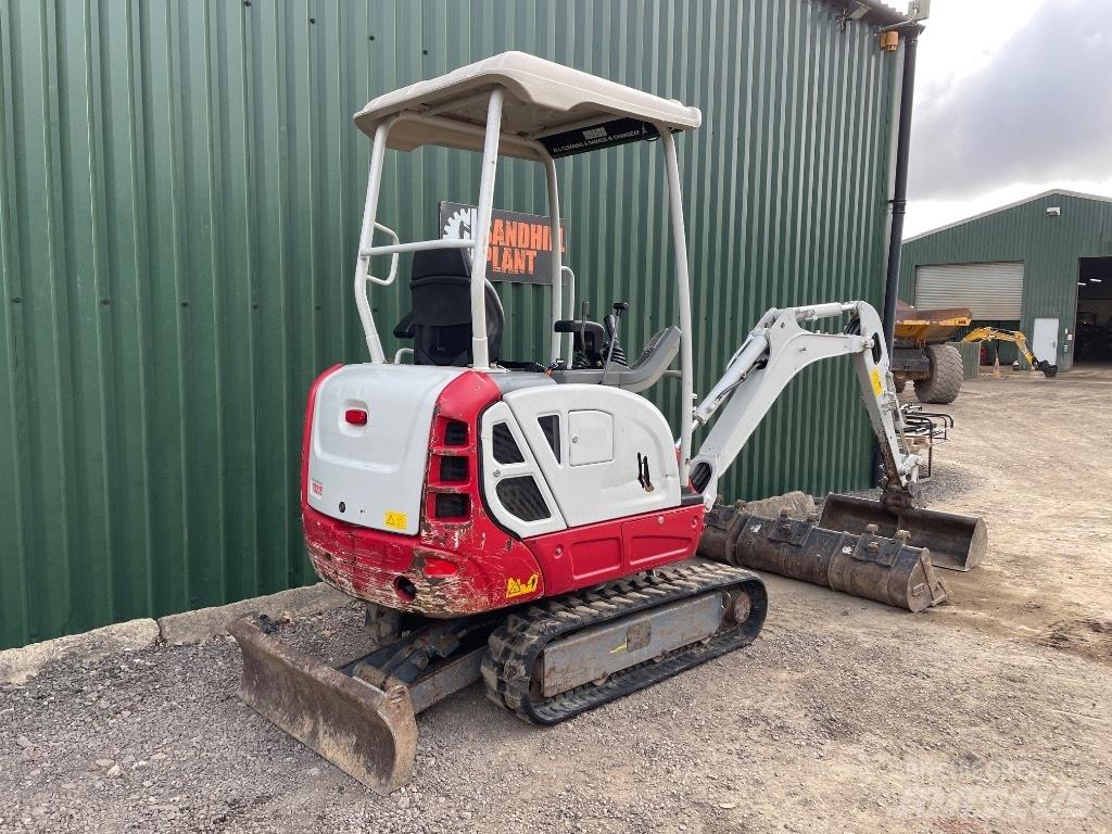 Takeuchi TB 216 小型挖土機/掘鑿機<7t(小型挖掘機)