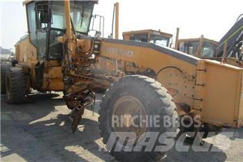 Volvo G940 平土機