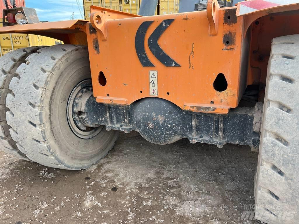 Kalmar DRF 450-60 S5 前伸型堆積機