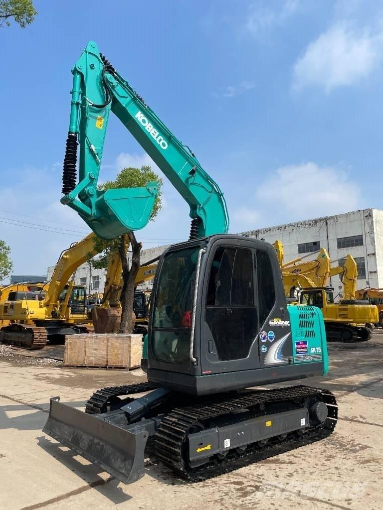 Kobelco SK 75 小型挖土機/掘鑿機<7t(小型挖掘機)