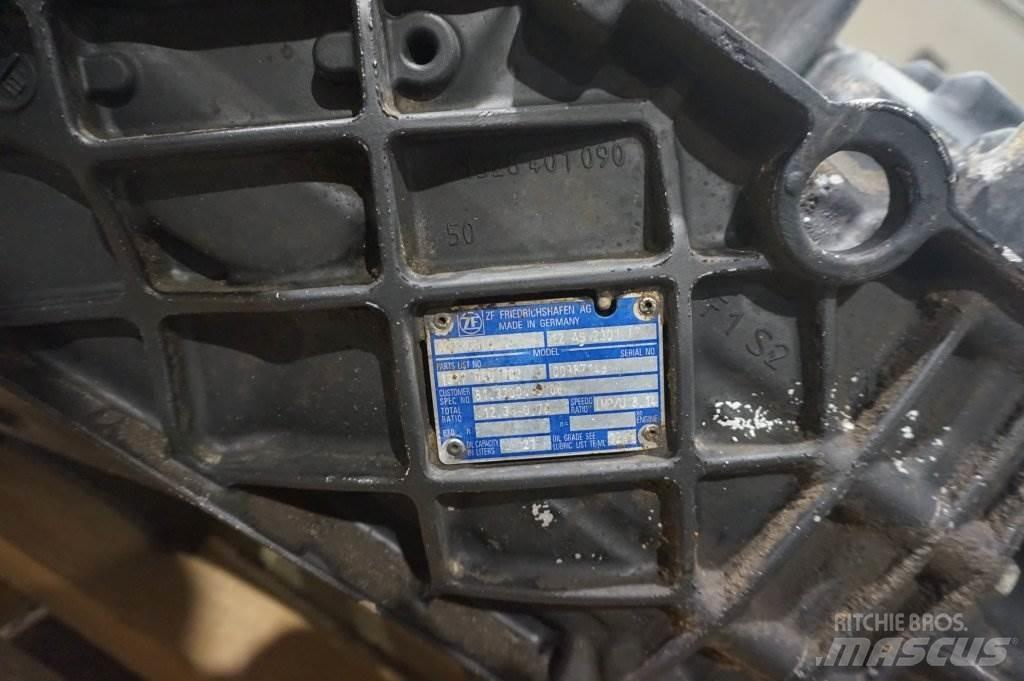 ZF 12AS2301OD+INT 齒輪箱