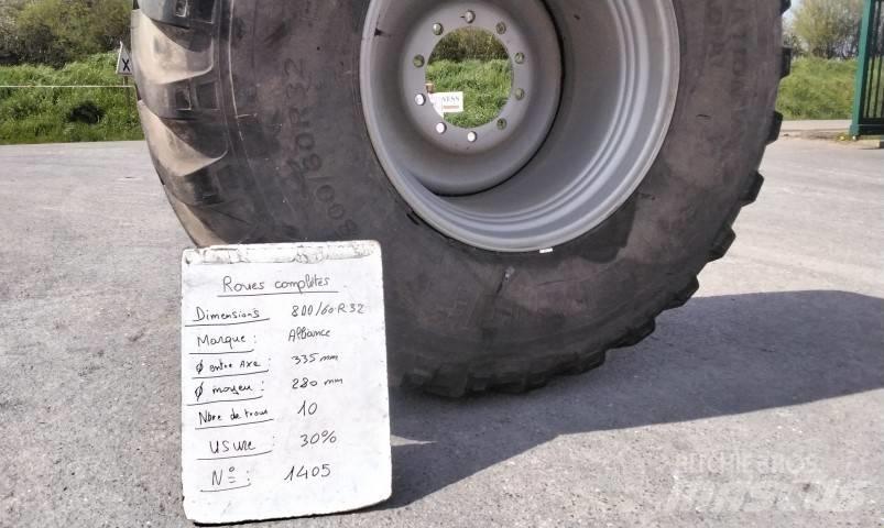 Alliance 800/60R32 輪胎、車輪和輪圈