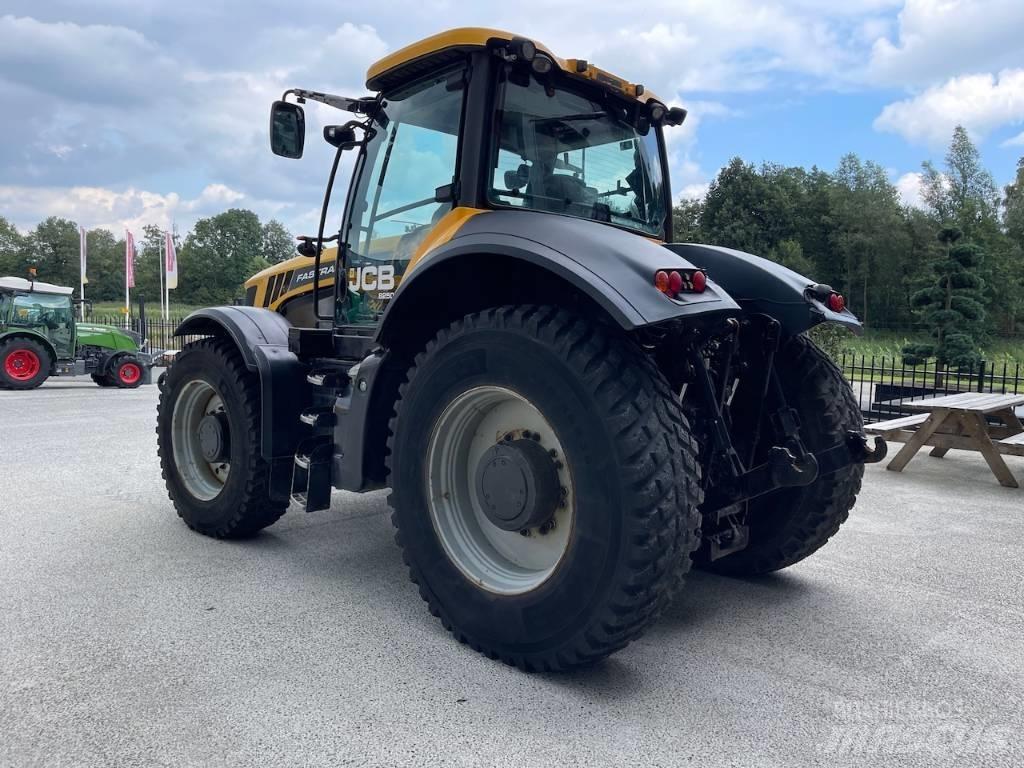 JCB Fastrac 8250 曳引機