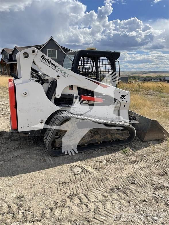 Bobcat T740 滑移轉向裝載機