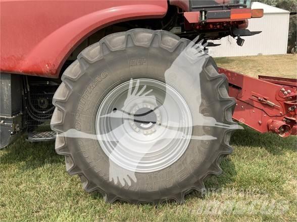 Case IH 8240 聯合收穫機