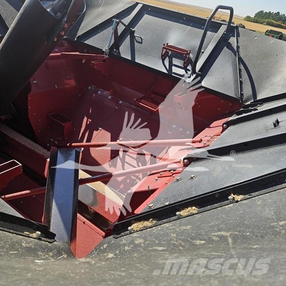 Case IH 8250 聯合收穫機