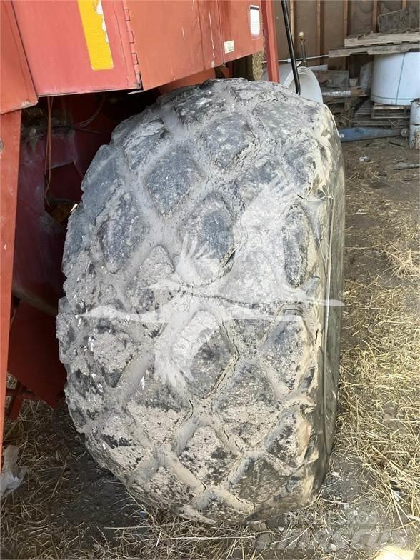 Case IH 8580 方形打捆機