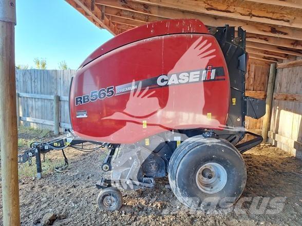 Case IH RB565 圓型牧草打包機
