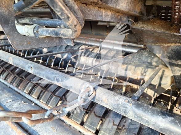 Case IH RB565 圓型牧草打包機