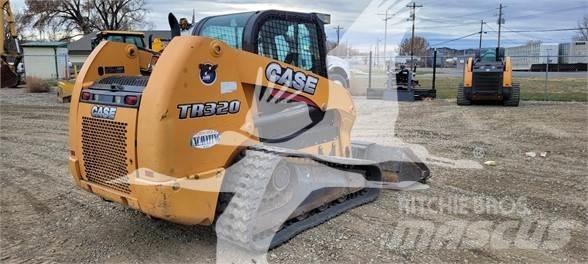 CASE TR320 滑移轉向裝載機