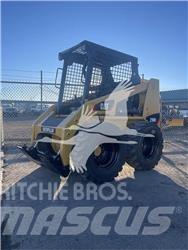 CAT 216 滑移轉向裝載機